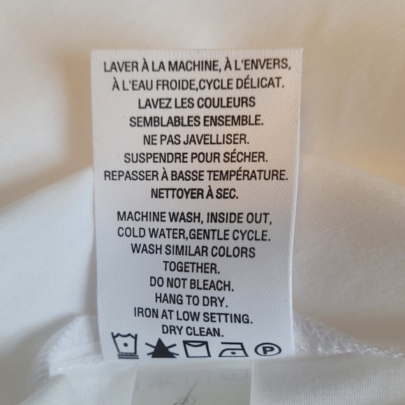 REITMANS ESSENTIALS NWT Women's White Button Down Dress Shirt Size Small - Picture 9 of 9